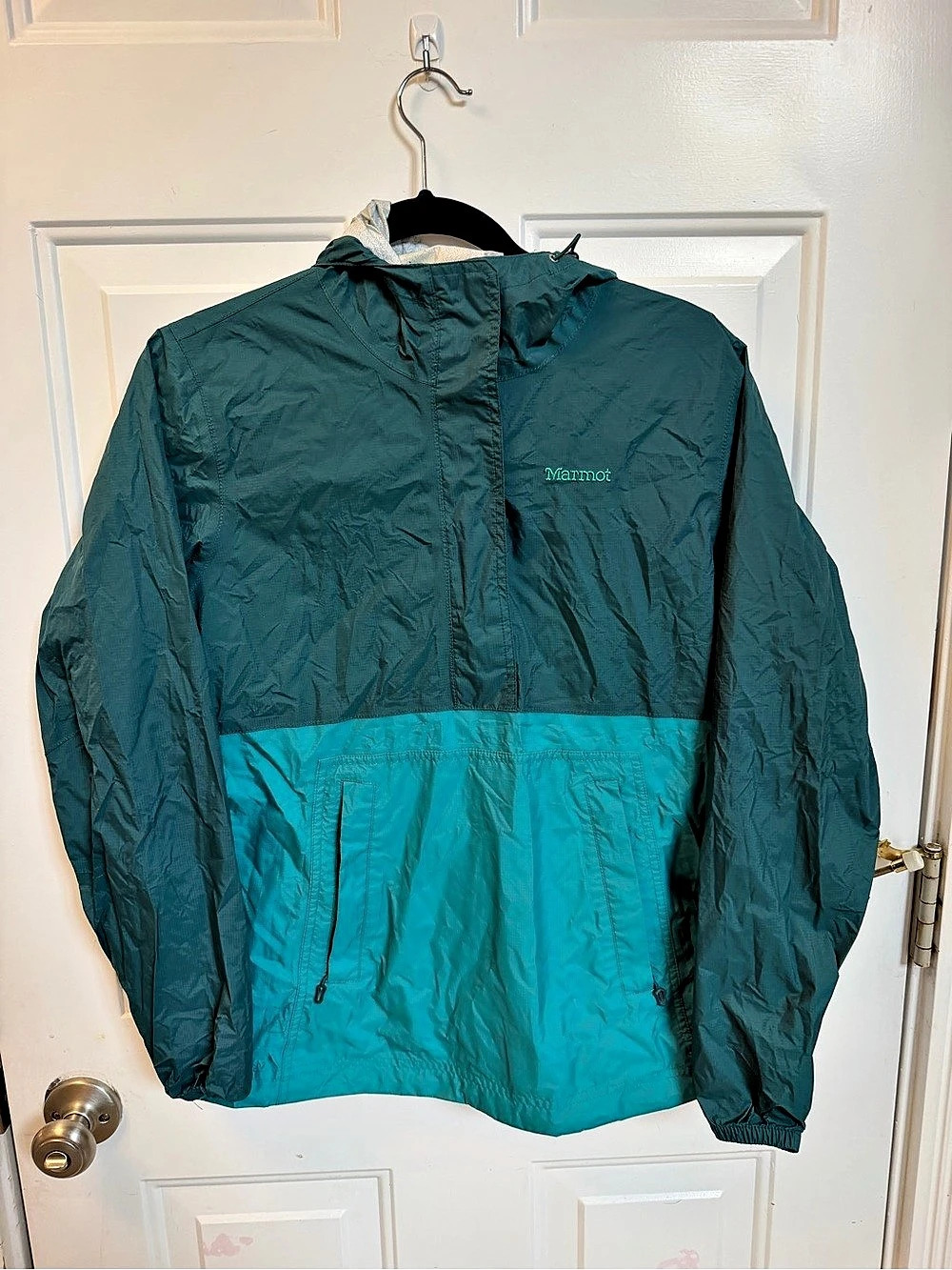 Marmot Colorblock Hooded Windbreaker Pullover Women's Small